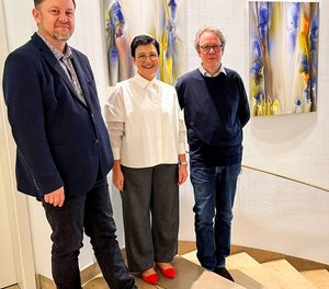 Bei der Fortbildungsveranstaltung der Klinik für Geburtshilfe am Diakone Klinikum Jung-Stilling referierten neben der Gastgeberin, Chefärztin Dr. Flutura Dede, auch Markus Pingel (links), Chefarzt an der DRK-Kinderklinik Siegen, sowie Prof. Dr. Martin Enders, Facharzt für Mikrobiologie, Virologie und Infektionsepidemiologie aus Stuttgart. 